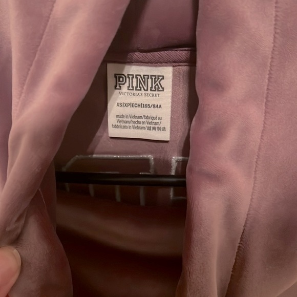 PINK oversized velour top - Picture 3 of 4